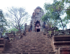 Bezienswaardigheden_Batambang_Wat_Banan